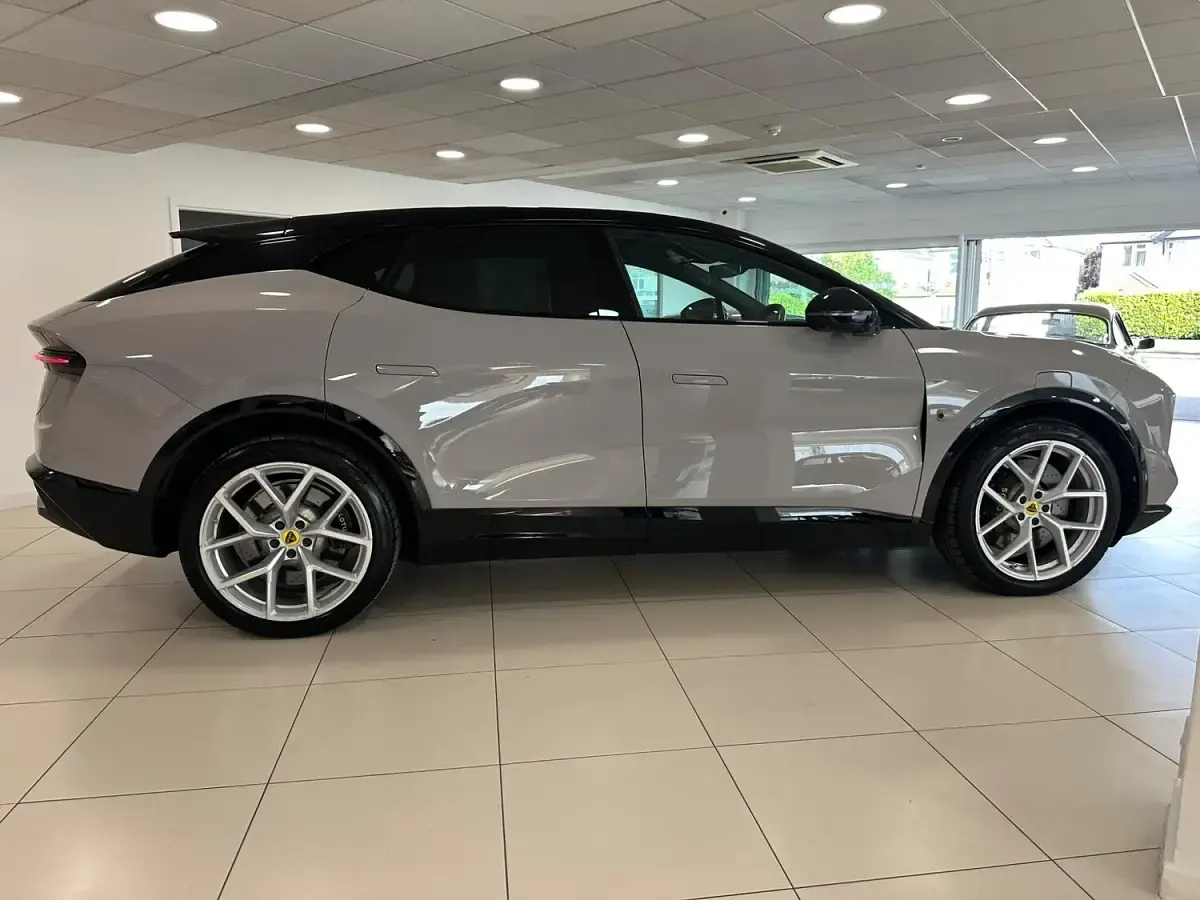 Used Lotus Eletre 450 kW (612 HP) 2023 Grey SUV