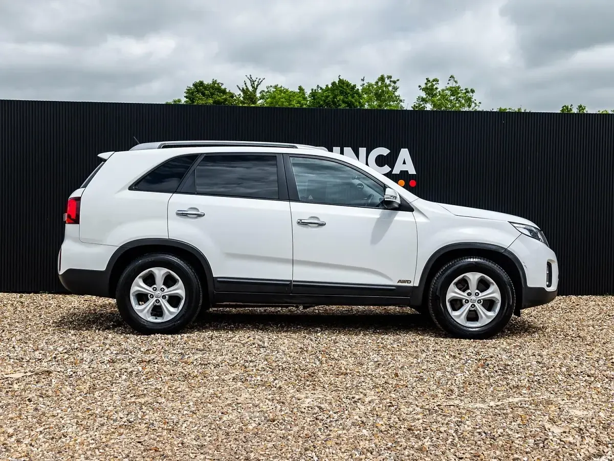 Used Kia Sorento 197 HP (144 kW) 2013 White SUV