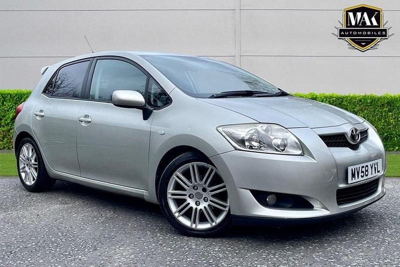 Used Toyota Auris SR 124 HP (91 kW) 2008 Silver Hatchback