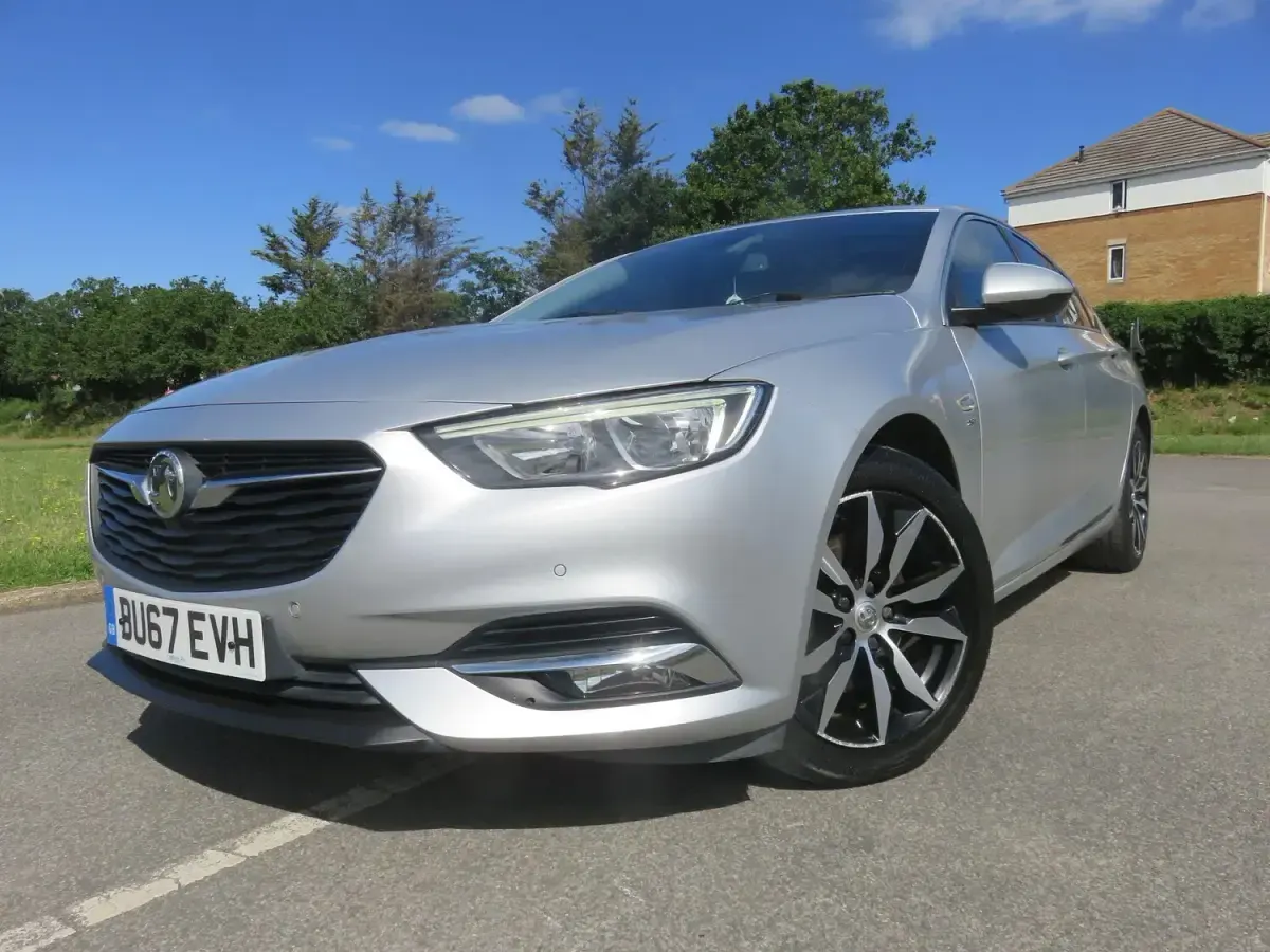 Used Vauxhall Insignia SRi 2017 Silver Hatchback