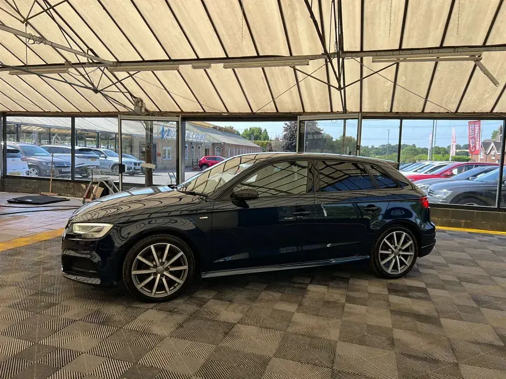 Used Audi A3 Sportback Black Edition 150 HP (110 kW) 2018 Blue Hatchback