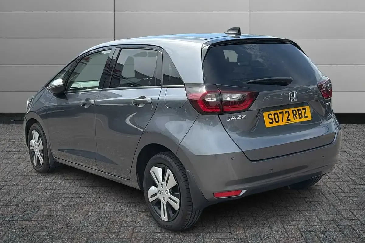 Used Honda Jazz Hybrid 109 HP (80 kW) 2023 Grey Hatchback