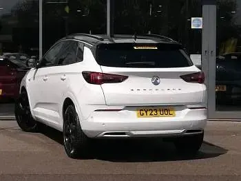 Used Vauxhall Grandland X Elite 2023 White SUV
