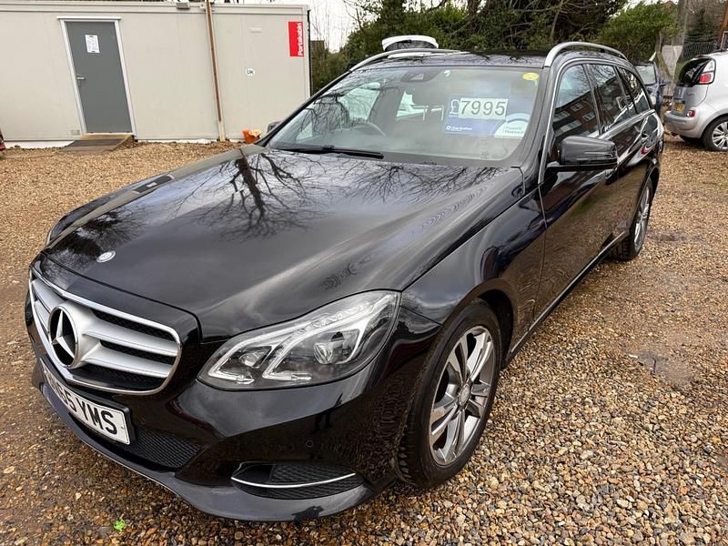 Begagnad Mercedes E220 SE 2015 Svart Kombi