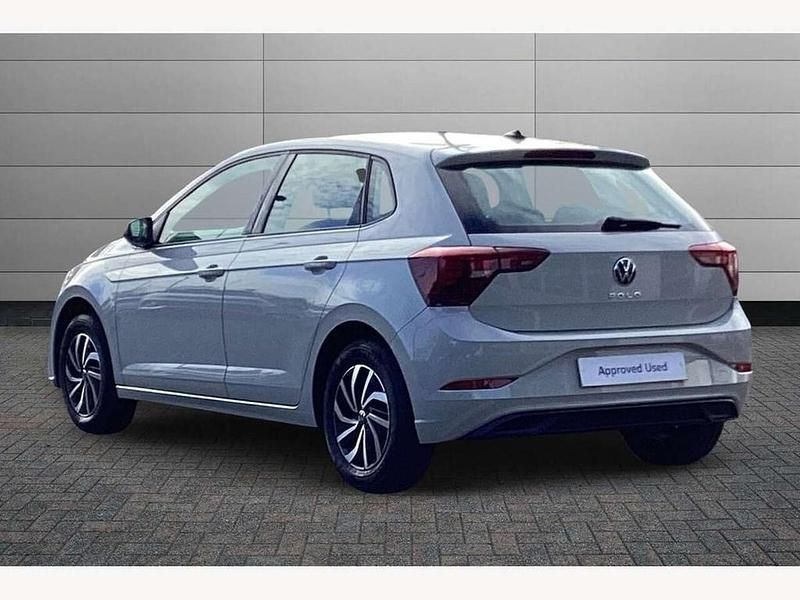 Used VW Polo Life 80 HP (58 kW) 2023 Grey Hatchback