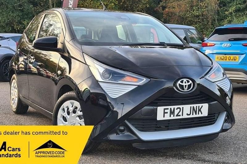 Black Used 2021 Toyota Aygo X-play Hatchback | £8,595 (Fair price) - Image 1/1