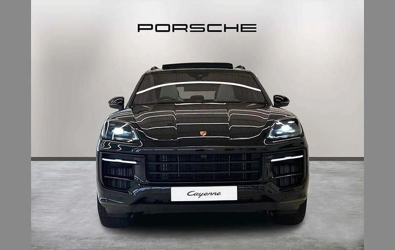 Used Porsche Cayenne 348 HP (255 kW) 2025 Black SUV