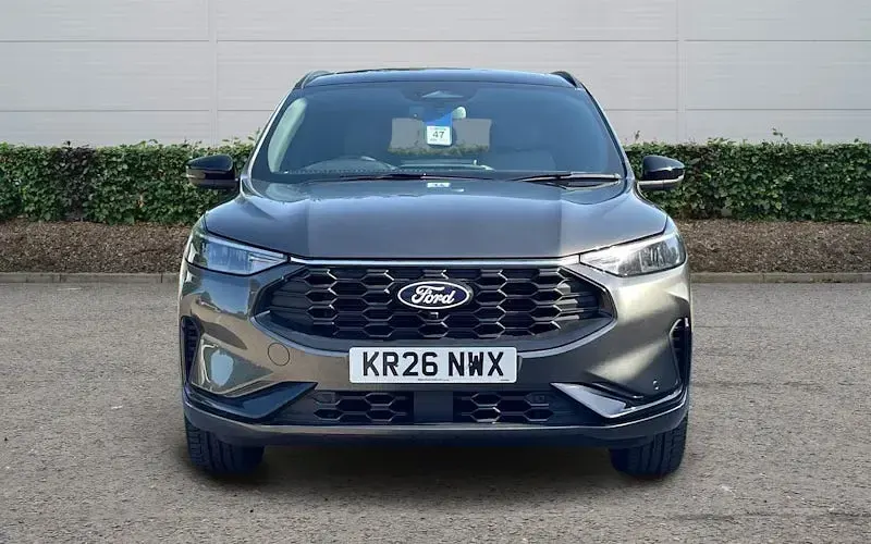 New Ford Kuga 242 HP (177 kW) 2025 White SUV