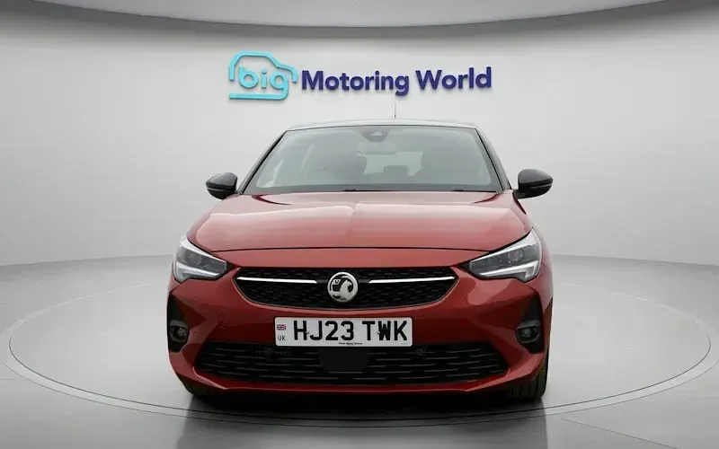 Second-hand Vauxhall Corsa Ultimate 131 CP (96 kW) 2023 Roșu Hatchback