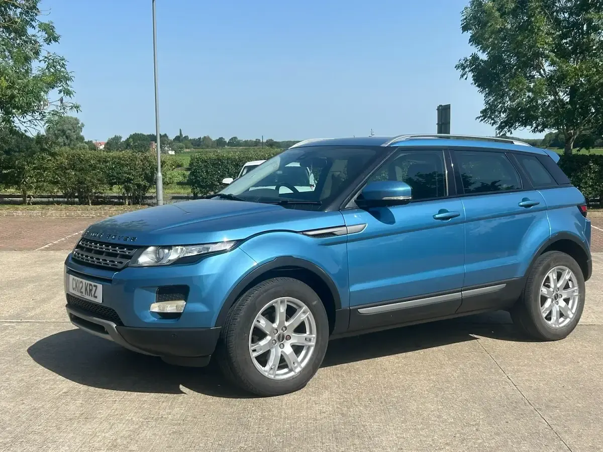 Used Land Rover Range Rover evoque Pure 150 HP (110 kW) 2012 Blue SUV