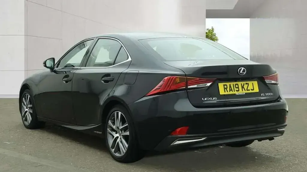 Used Lexus IS300h 2019 Black Sedan
