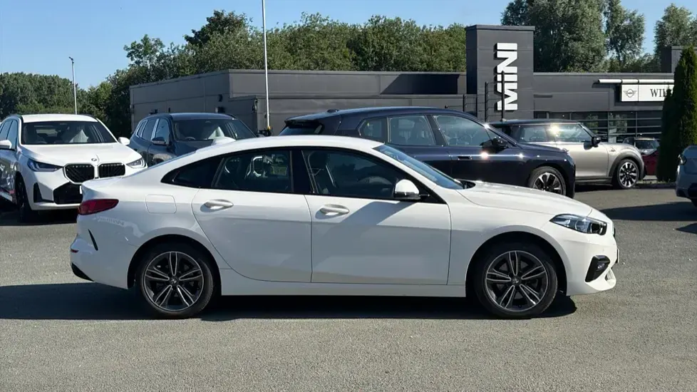 Used BMW 218 Gran Coupé Sport Line 134 HP (98 kW) 2021 White Coupe