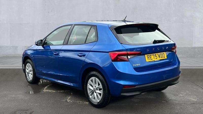 Used Skoda Fabia SE 80 HP (58 kW) 2025 Race blue metallic Hatchback