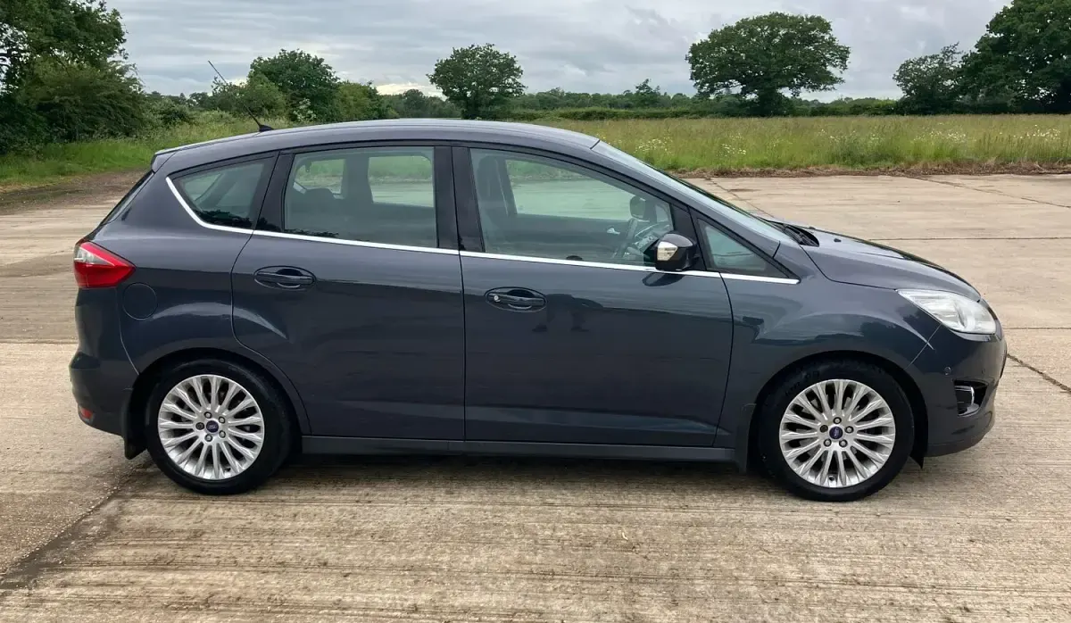 Used Ford C-MAX Titanium 140 HP (102 kW) 2012 Blue MPV