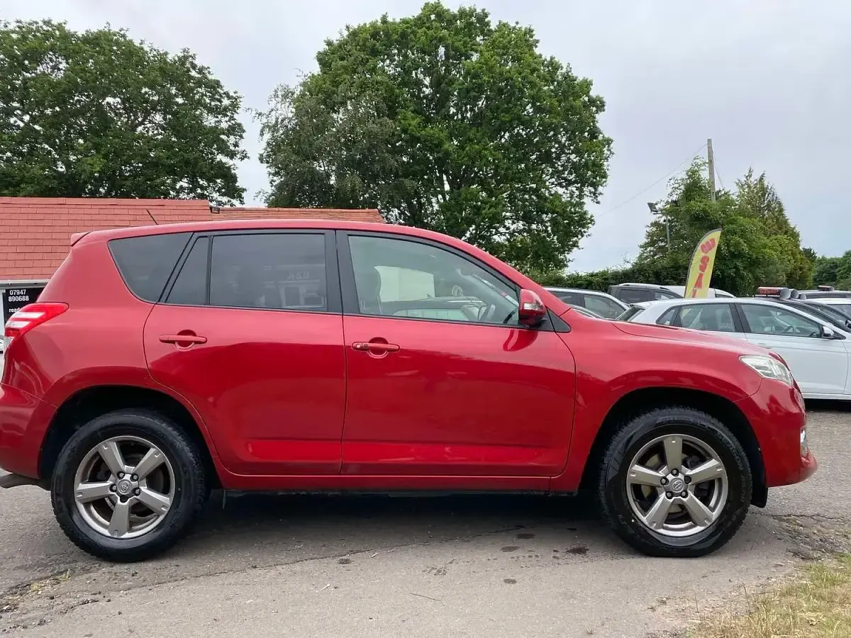 Used Toyota RAV4 2012 Red SUV