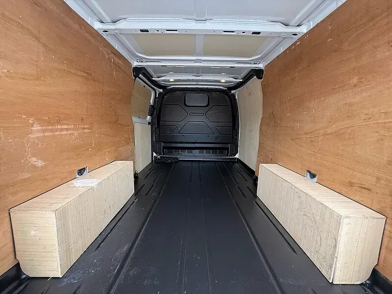 Used Ford Transit Custom Trend 130 HP (95 kW) 2023 White Van