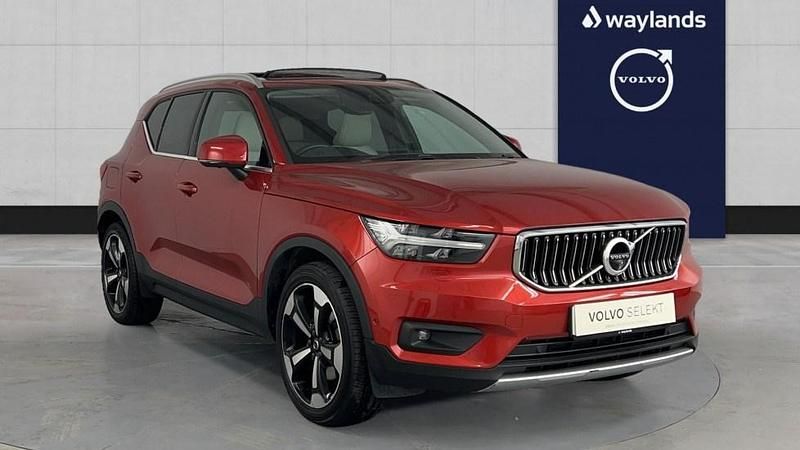 Red Used 2020 Volvo XC40 Inscription SUV | £24,300 (Expensive) - Image 1/4