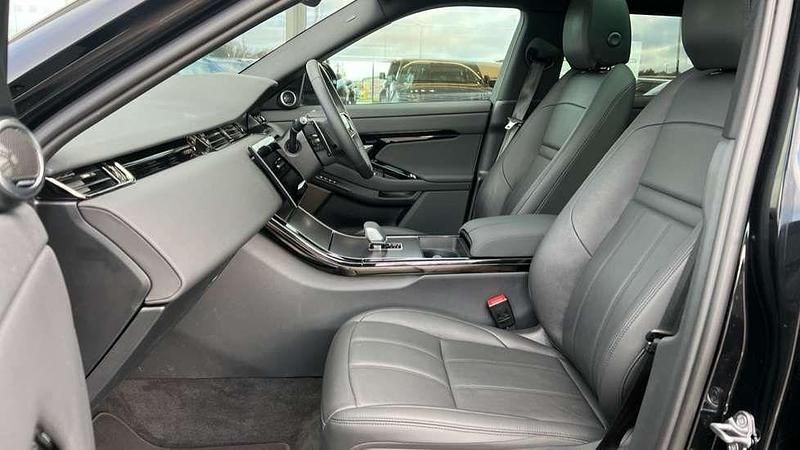 Used Land Rover Range Rover evoque SE Dynamic 204 HP (150 kW) 2025 Metallic  santorini black SUV