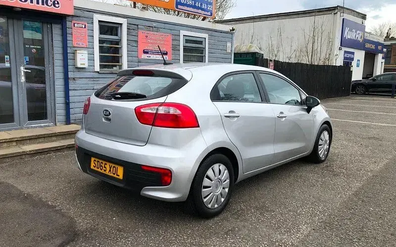 Used Kia Rio 86 HP (63 kW) 2016 Hatchback