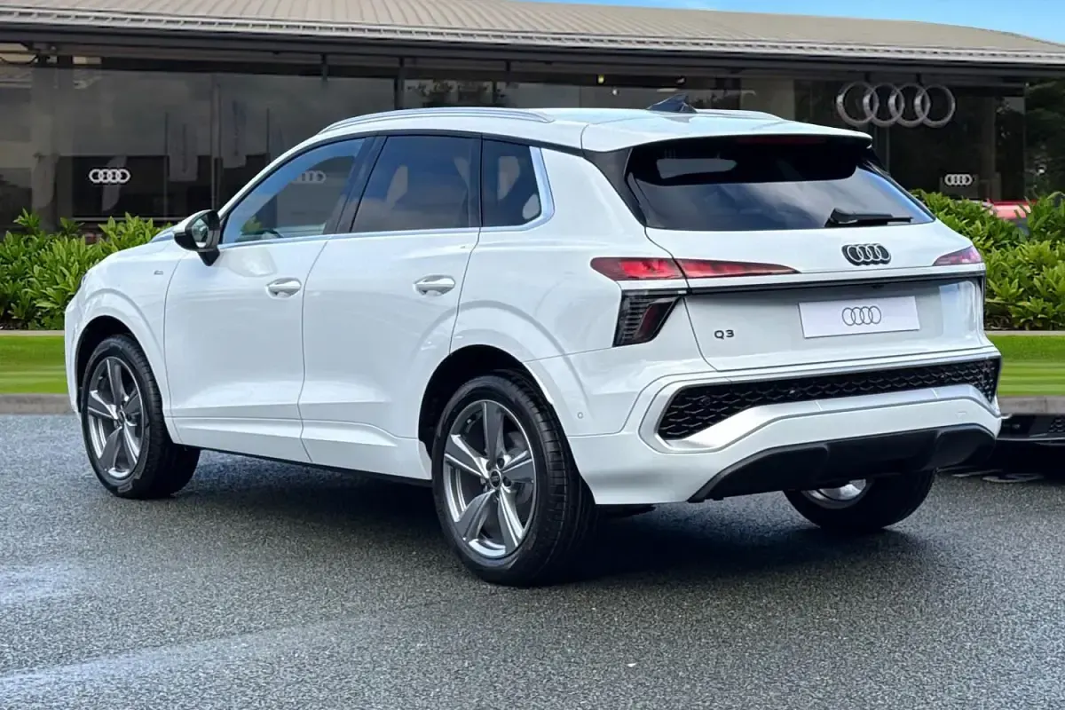 Nowe Audi Q3 S-Line 2026 Biały SUV