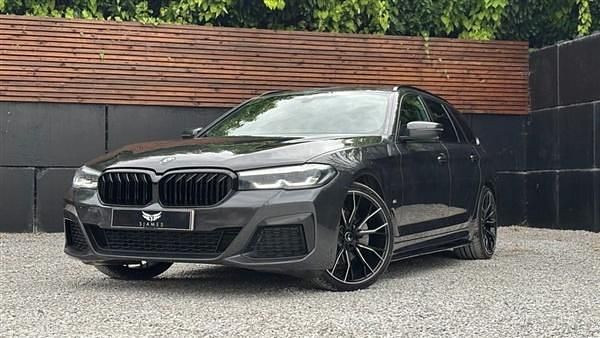 Used 2021 BMW 530e M Sport Estate | £30,588 - Image 1/4