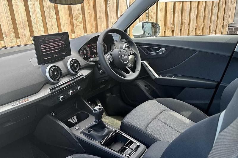 Used Audi Q2 Sport 116 HP (85 kW) 2025 Arkona white SUV