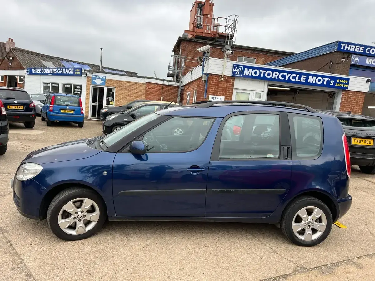Used Skoda Roomster 105 HP (77 kW) 2008 Blue MPV