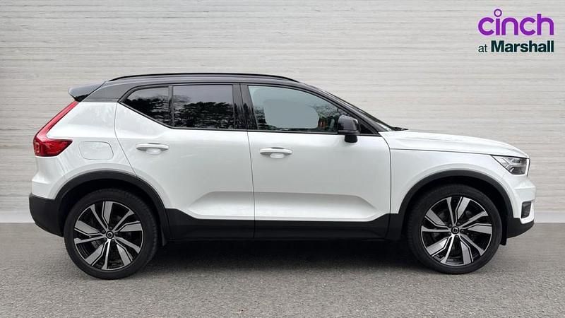 Used Volvo XC40 R-Design Pro 262 HP (192 kW) 2021 White SUV