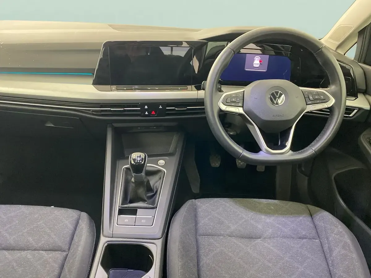 Used VW Golf VIII Life 110 HP (80 kW) 2022 Grey Hatchback