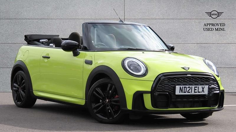 Yellow Used 2021 Mini Cooper Sport Hatchback | £16,299 (Fair price) - Image 1/4