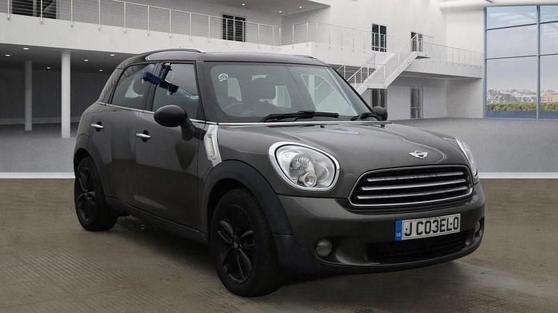 Grey Used 2011 Mini Cooper D Countryman SUV | £3,695 (Fair price) - Image 1/4