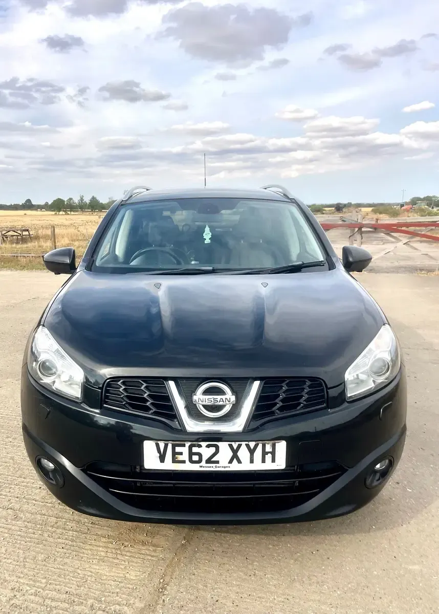Used Nissan Qashqai +2 Tekna 130 HP (95 kW) 2013 Black SUV