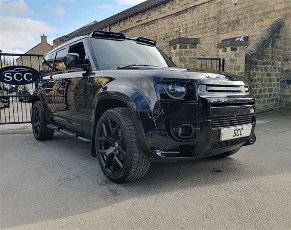 Black Used 2023 Land Rover Defender HSE Dynamic SUV | £76,995 - Image 1/1