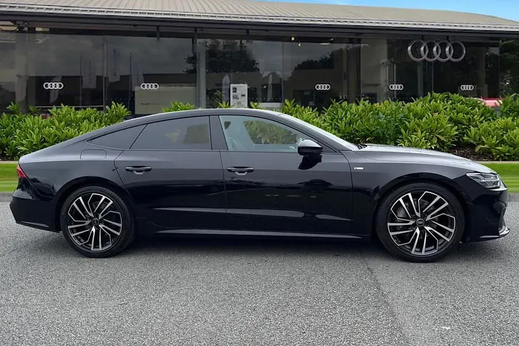 Used Audi A7 Black Edition 265 HP (194 kW) 2024 Black Sedan