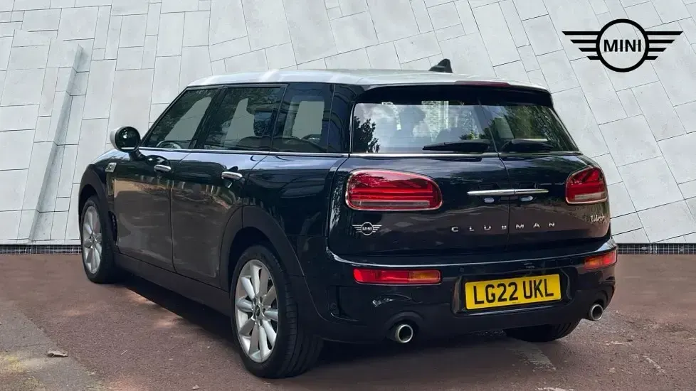 Used Mini Cooper S Clubman Classic 176 HP (129 kW) 2022 Black Estate