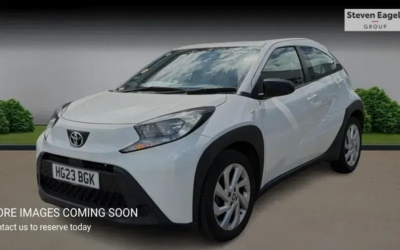 Used Toyota Aygo X PURE 72 HP (52 kW) 2025 SUV