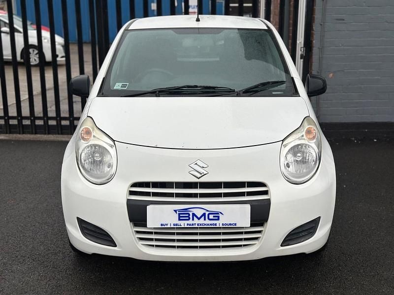 Used Suzuki Alto 2013 White Hatchback