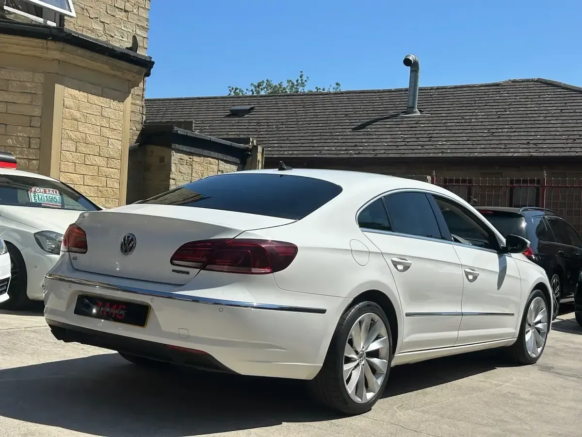 Used VW CC GT 140 HP (102 kW) 2014 White Sedan