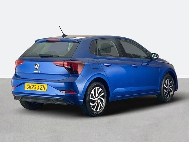 Used VW Polo Life 95 HP (69 kW) 2023 Blue Hatchback