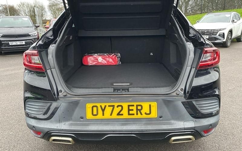 Used Renault Arkana Engineered 143 HP (105 kW) 2023 Black SUV