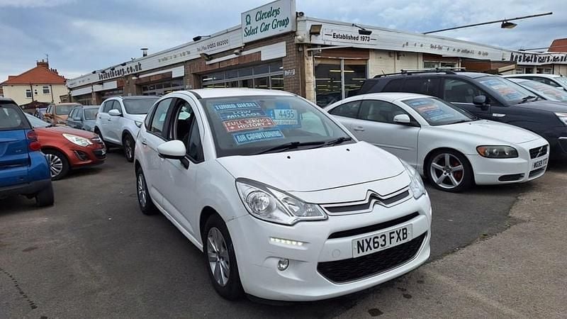 Used Citroën C3 VTR Sport 68 HP (50 kW) 2013 White Hatchback