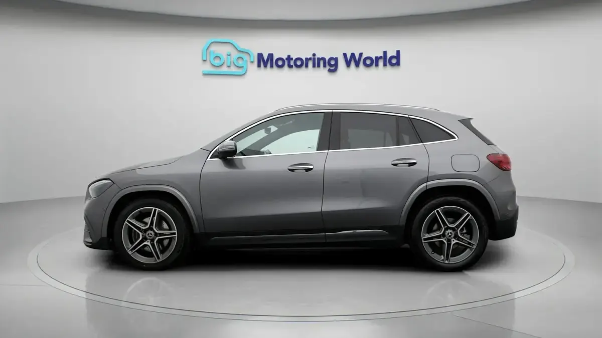 Used Mercedes GLA200 Executive 161 HP (118 kW) 2024 Grey SUV