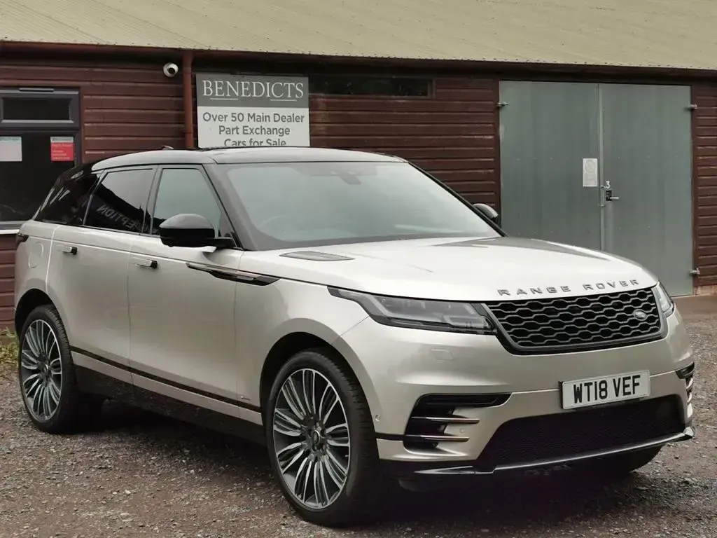 Used Land Rover Range Rover Velar HSE Dynamic 300 HP (220 kW) 2018 Gold SUV