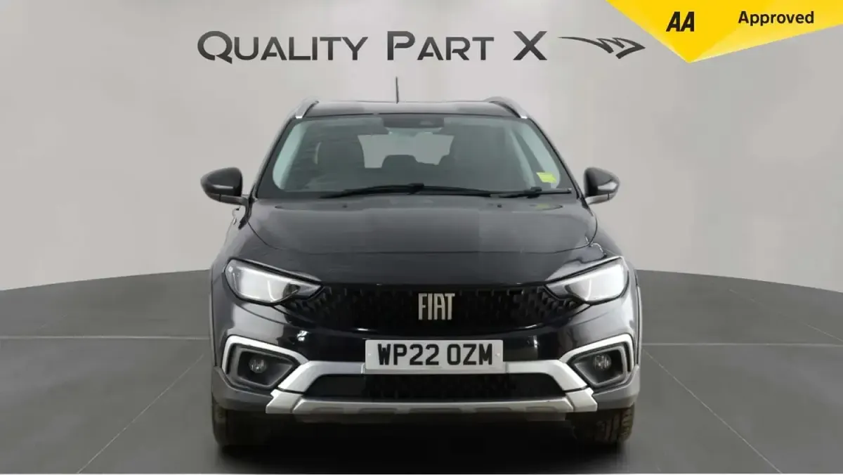 Used Fiat Tipo Cross 130 HP (95 kW) 2022 Black Hatchback