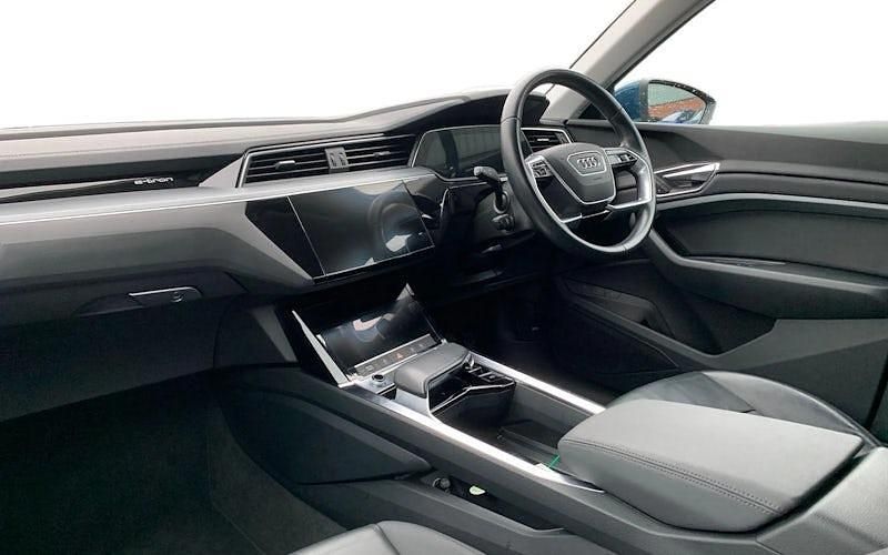 Used Audi e-tron Advanced 230 kW (313 HP) 2021 Blue SUV