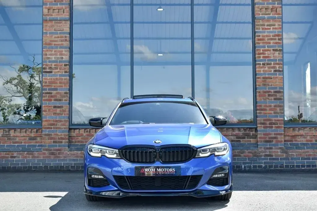 Used BMW 320 M Sport 190 HP (139 kW) 2020 Blue Estate