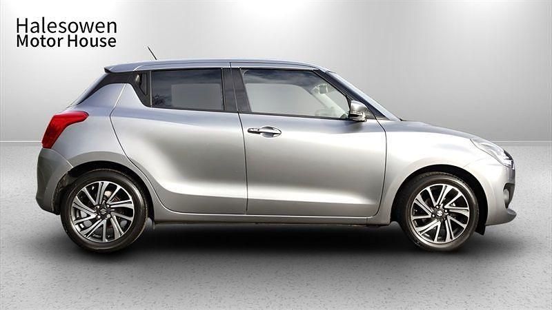 Used Suzuki Swift SZ5 83 HP (61 kW) 2022 Silver Hatchback
