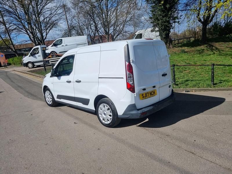 Used Ford Transit Connect Trend 100 HP (73 kW) 2017 White MPV