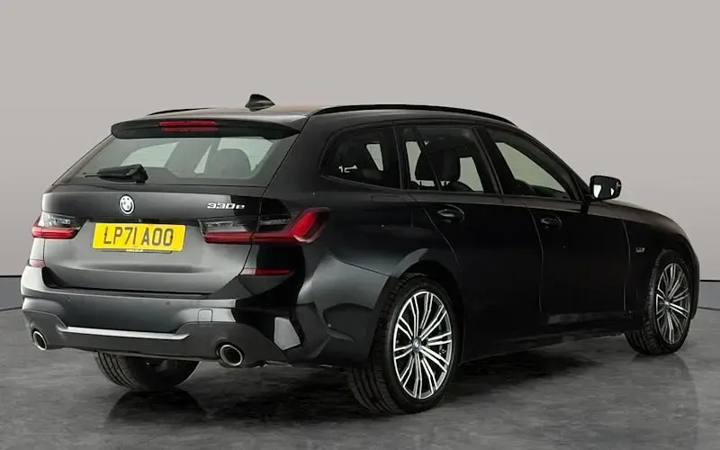Used BMW 330e M Sport 292 HP (214 kW) 2022 Black Estate
