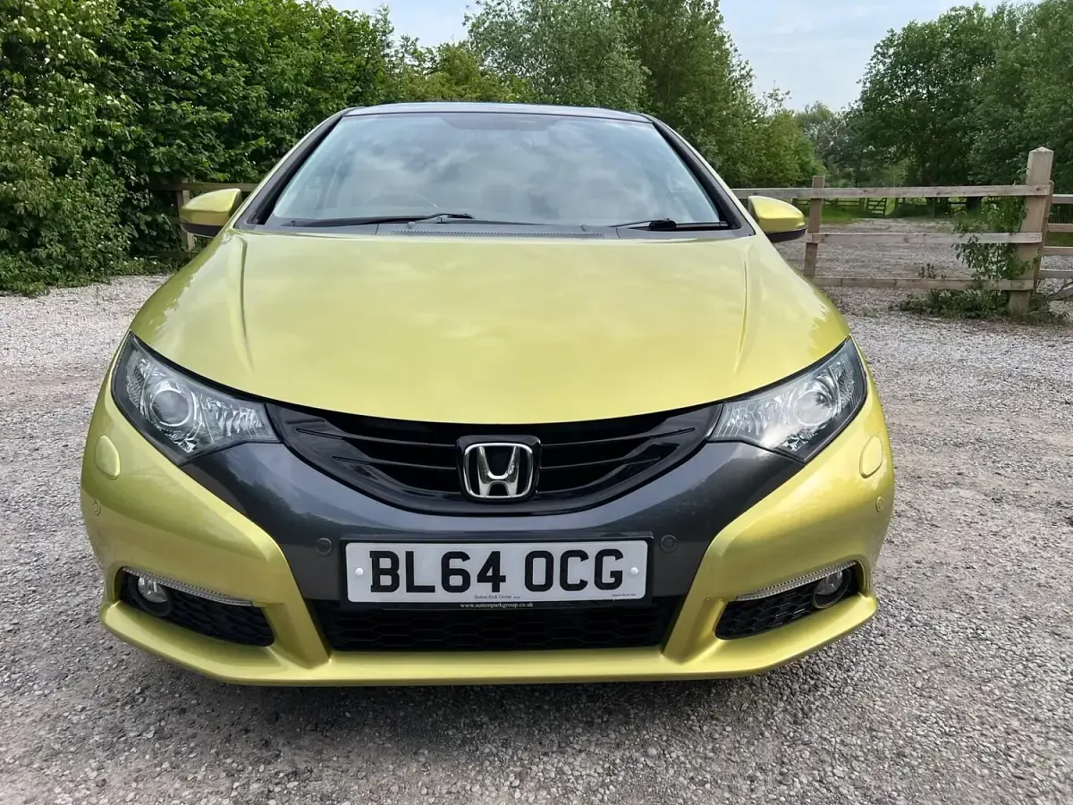 Used Honda Civic EX 142 HP (104 kW) 2014 Yellow Hatchback